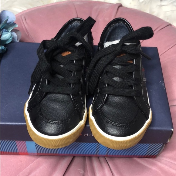 Kids Tommy Hilfiger shoes - Picture 3 of 5